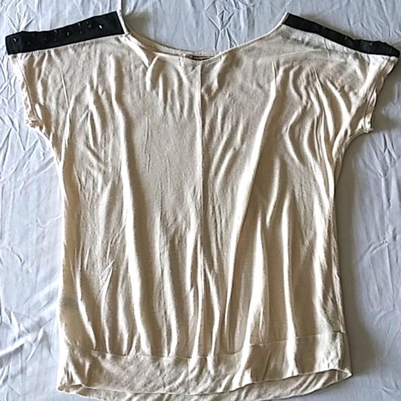 French Laundry Embellish Shoulder Ivory Top - Picture 5 of 6